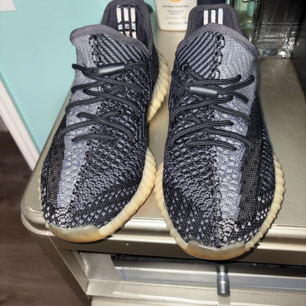 Adidas Yeezy Boost 350 V2 in Black and Gray